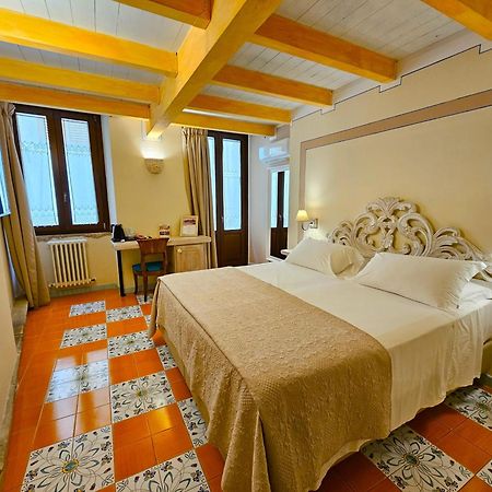 Residenza Sveva Bed & Breakfast Termoli Dış mekan fotoğraf
