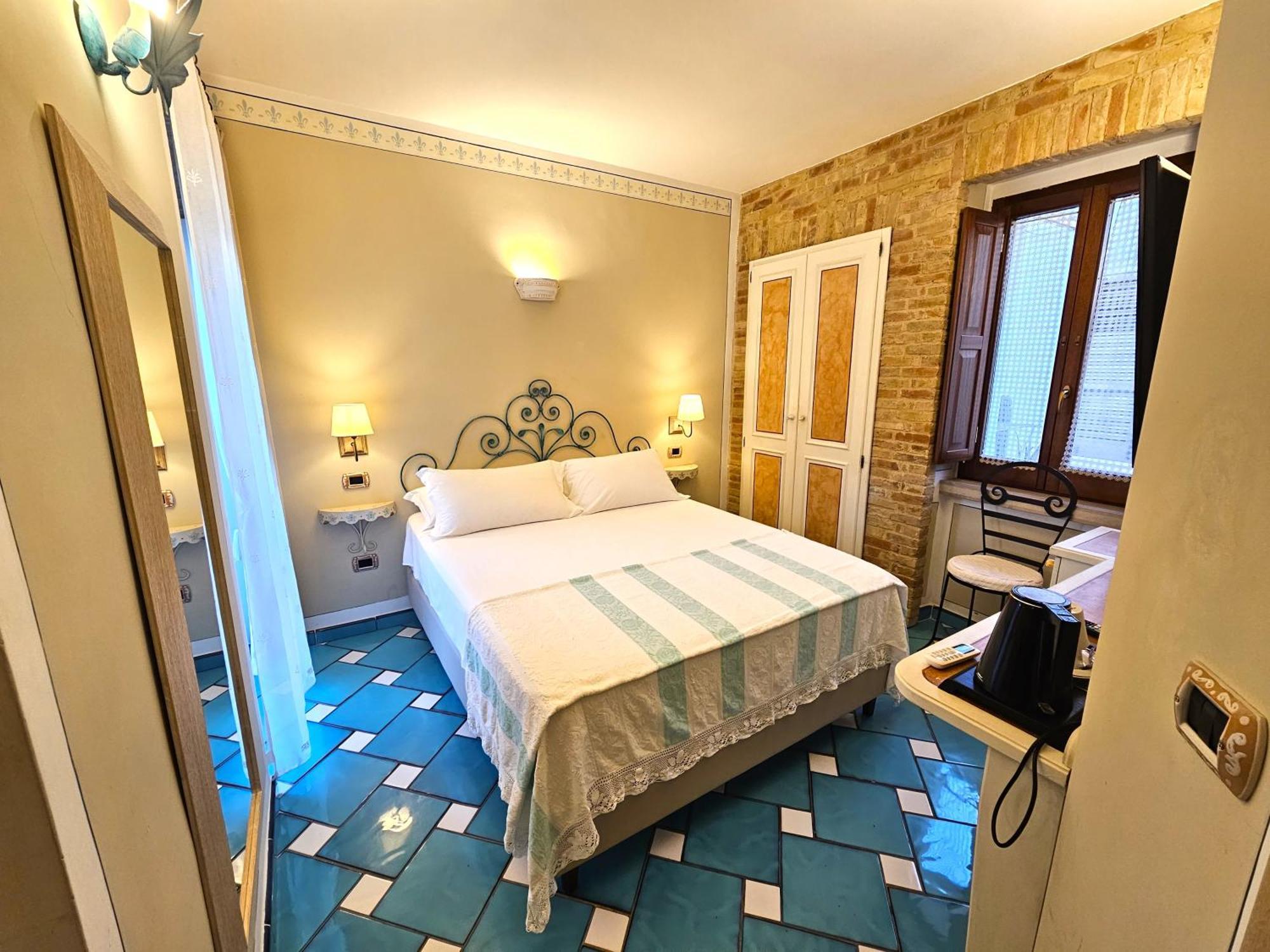 Residenza Sveva Bed & Breakfast Termoli Dış mekan fotoğraf