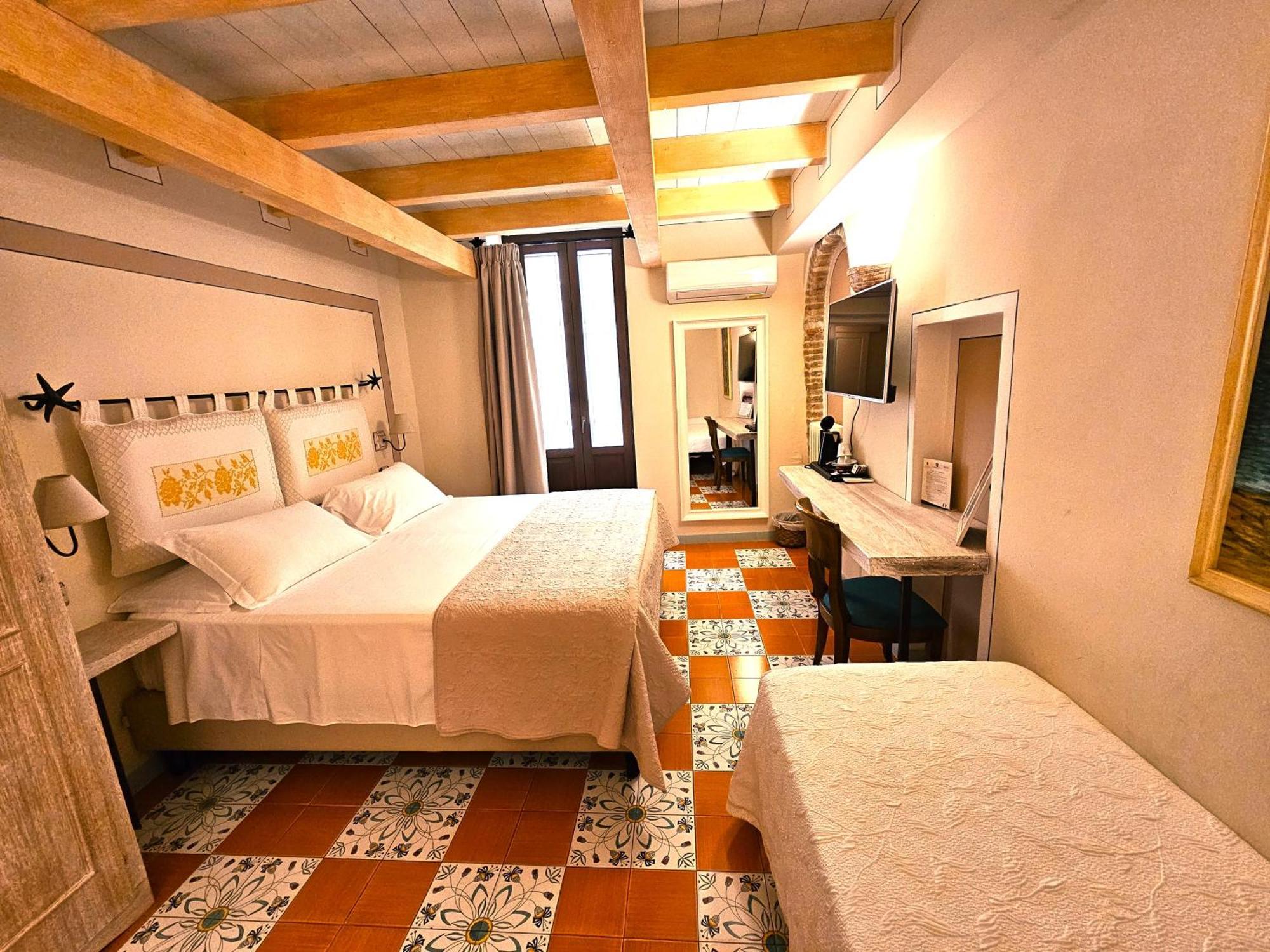Residenza Sveva Bed & Breakfast Termoli Dış mekan fotoğraf